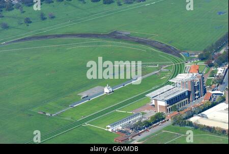 York Racecourse, as work continues to alter the racetrack to accommodate the Royal Ascot meeting in 2005. The shape of the new circular track is clearly visible linking up the two existing straights on the course to allow the running of the historic Royal Ascot long distance race, being transferred to York for one year, as work is carried out at Ascot. Stock Photo