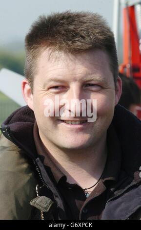 Army Warrant Officer Barry Jones, an Army Air Corps pilot from Boroughbridge in North Yorkshire, takes to the air over Middle Wallop in Hampshire in his autogyro, a light aircraft which he hopes will fly him around the world. The aircraft is similar to the one made famous in the 1967 James Bond film You Only Live Twice, in which Sean Connery flew an autogyro called Little Nellie. Stock Photo