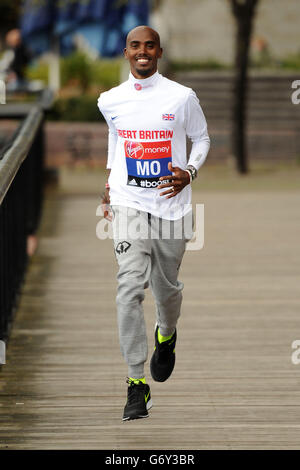 Athletics - Virgin London Marathon 2014 - Photocall - Tower Bridge. Mo Farah poses during a photocall at Tower Bridge, London. Stock Photo