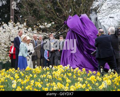 Queen Elizabeth II, the Duke of Edinburgh and the Duke of Cambridge during the unveiling of the Windsor Greys statue that marks 60 years of The Queens Coronation, Windsor, Berkshire. Stock Photo