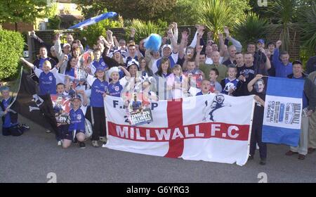 FA CUP FINAL FANS Stock Photo