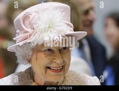 Queen Elizabeth II visits Lloyd's of London in the City of London to commemorate the market's 325th anniversary. Stock Photo