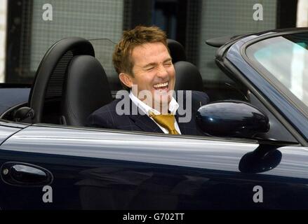 New Coronation Street star Bradley Walsh poses for photographers on the set of the Manchester-based soap. Walsh will play businessman Mike Baldwin's nephew Danny, with Bad Girls actress Debra Stephenson taking the part of his wife Frankie. Stock Photo