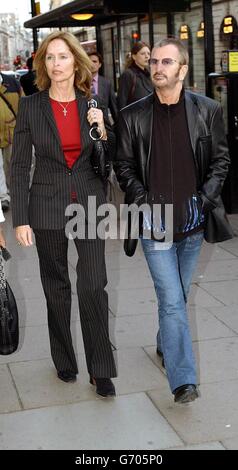 Former Beatle Ringo Starr and his wife Barbara arrive at the Saab showrooms in Piccadilly, central London for the opening of 'Thirty Flight Rock' - an exhibition of rock and roll photography, celebrating 30 years of Genesis publications. Stock Photo