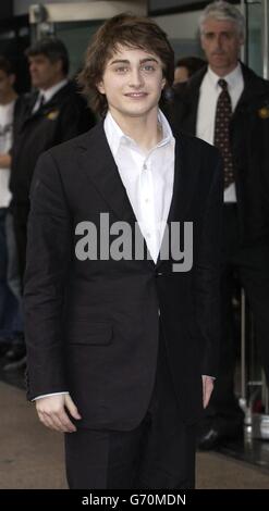 Daniel Radcliffe arrives for the UK premiere of Harry Potter And The Prisoner of Azkaban at the Odeon Leicester Square in Central London, the third film from author JK Rowling's series of books on the boy wizard. Stock Photo