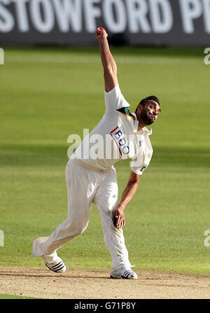 Cricket - LV= County Championship - Division One - Nottinghamshire v Northamptonshire - Day Two - Trent Bridge Stock Photo