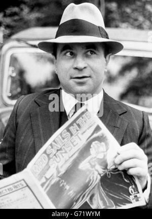 Television - 'Pennies From Heaven' - Bob Hoskins - London Stock Photo