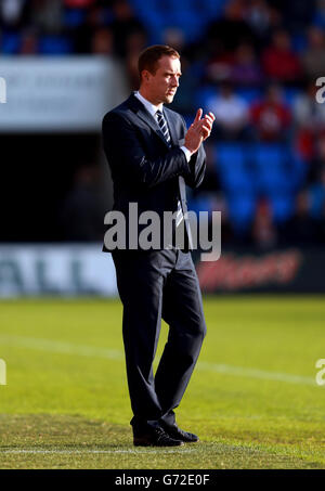 England manager Mark Sampson during the FIFA 2015 Women's World Cup, Group Six Qualifying match at Greenhous Meadow Stadium, Shrewsbury. Stock Photo