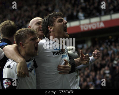 Soccer - Sky Bet Championship - Play-off Semi Final - Second Leg - Derby County v Brighton and Hove Albion - Ipro Stadium. Derby County's Chris Martin celebrates scoring his sides second goal of the game Stock Photo