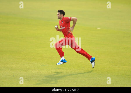 Cricket - NatWest T20 Blast - North Division - Nottinghamshire Outlaws v Lancashire Lightning - Trent Bridge Stock Photo