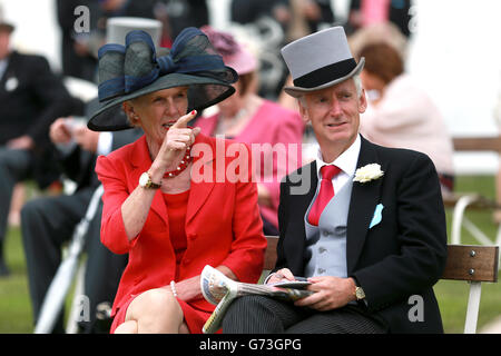 Horse Racing - Investec Derby Day 2014 - Epsom Downs Racecourse. Well dressed racegoers during Investec Derby Day