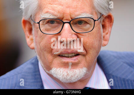 Veteran entertainer Rolf Harris arriving at Southwark Crown Court, London, where he denies 12 counts of indecent assault between 1968 and 1986. Stock Photo