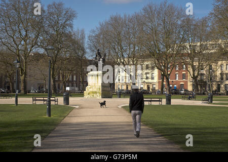 Queen Square, Bristol, which is a 2.4 hectares garden square in the centre of Bristol, originally a fashionable residential address, it now is mainly home to businesses and in the centre is an idealised equestrian statue of William III by John Michael Rysbrack, cast in 1733 and erected in 1736 Stock Photo