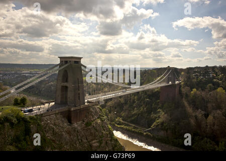 The Clifton Suspension Bridge, designed by Isambard Kingdom Brunel, which spans the Avon Gorge and the River Avon, linking Clifton in Bristol to Leigh Woods in North Somerset. The bridge opened in 1864 and is a grade I listed building, forming part of the B3129 road for which there is a toll to cross Stock Photo