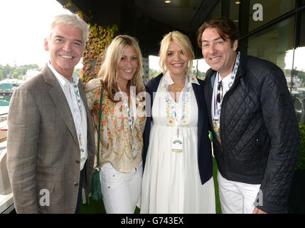 Phillip Schofield, Nicole Appleton, Holly Willoughby and Jonathan Ross (left to right) outside the Robinsons' suite at The All England Tennis Club in Wimbledon, south west London. Stock Photo