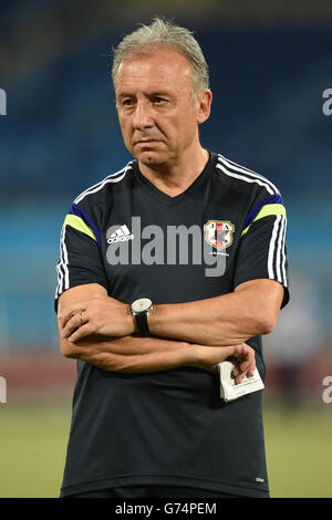 Soccer - FIFA World Cup 2014 - Group C - Japan v Greece - Japan Training and Press Conference - Estadio das Dunas. Japan manager Alberto Zaccheroni during a training session at Arena das Dunas in Natal Stock Photo