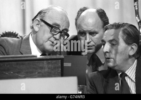 Len Murray (left) TUC General secretary: Arthur Scargill (centre ...