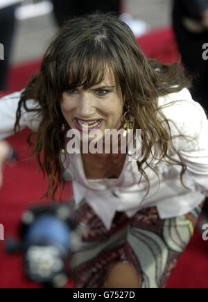 Actress Juliette Lewis arrives for the premiere of the new thriller 'Collateral' in Los Angeles. The film tells the story of a cab driver, played by Jamie Foxx, who finds himself the hostage of an engaging contract killer, played by Tom Cruise, as he makes his rounds from hit to hit during one night in Los Angeles. The film, directed by Michael Mann opens on August 6 in the United States. Stock Photo