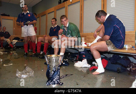 Rugby Union - Lloyds TSB Six Nations - France v Ireland - Paris. The Lloyds TSB Six Nations trophy sits in the French dressing room after France completed the Grand Slam against Ireland 44-5 in Paris. Stock Photo