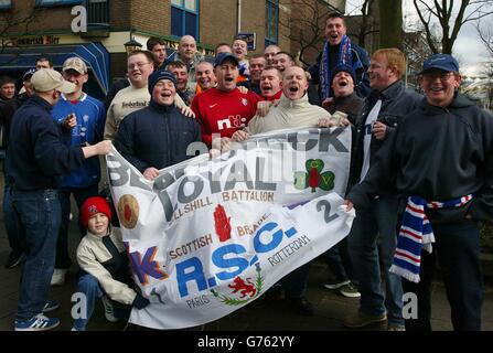 Glasgow Rangers fans in Rotterdam Stock Photo