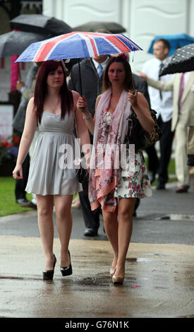 Horse Racing - The July Festival - Boylesports Ladies Day - Newmarket Racecourse