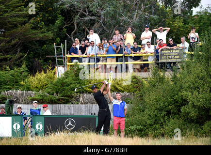 Golf - The Open Championship 2014 - Day Two - Royal Liverpool Golf Club. USA's Tiger Woods tees off on the 8th hole during day two of the 2014 Open Championship at Royal Liverpool Golf Club, Hoylake. Stock Photo