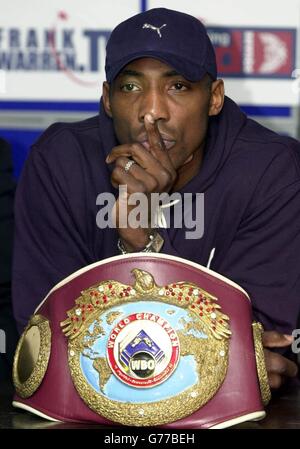 Boxing Cruiserweight Champion Johnny Nelson Stock Photo - Alamy