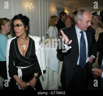 Nancy Dell'Olio and partner Sven Goran Eriksson at the Variety Club's 30th Sporting Awards at the The Royal Lancaster Hotel, London. Stock Photo