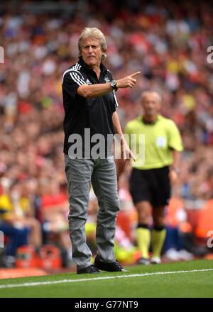 SL Benfica head coach Jorge Jesus on the touchline during the Emirates Cup match at The Emirates Stadium, London. Stock Photo