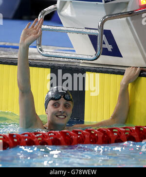 England's Francesca Halsall celebrates after winning the Women's 50m Butterfly Final, at Tollcross Swimming Centre, during the 2014 Commonwealth Games in Glasgow. Stock Photo