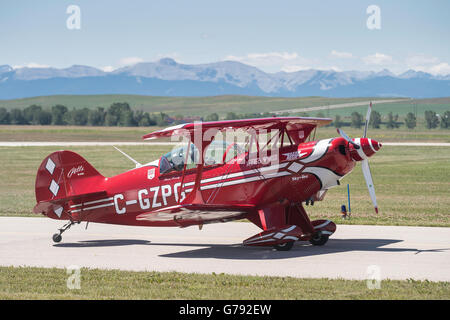 Pitts Special S-2B, Redline Aerobatics, Wings over Springbank, Springbank Airshow, Alberta, Canada Stock Photo