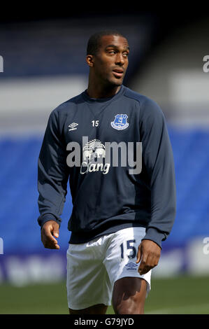Soccer - Leon Osman Testimonial - Everton v FC Porto - Goodison Park. Sylvain Distin, Everton Stock Photo