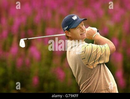 Ernie Els playing his first shot during the third round at the Barclays Scottish Open tournament at Loch Lomond. Stock Photo