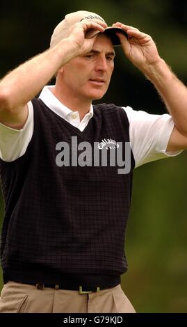 Phillip Price after playing his shot on the 16th during the third round at the Barclays Scottish Open tournament at Loch Lomond. Stock Photo