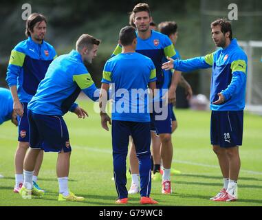 Soccer - UEFA Champions League Qualifying - Play Off - First Leg - Besiktas v Arsenal - Arsenal Training - London Colney Stock Photo