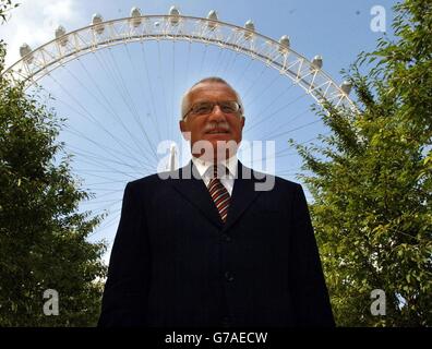 Vaclav Klaus, President of the Czech Republic visits the London Eye, during his two day visit to Britain. Stock Photo