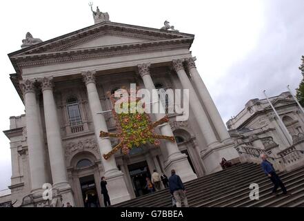 Hew Locke's new work 'King Creole' Stock Photo