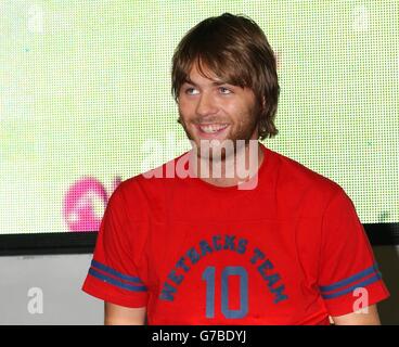 Brian McFadden at HMV Oxford Street Stock Photo