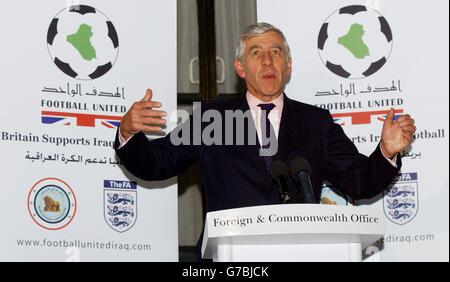 Foreign Secretary Jack Straw speaking in London, during the launch of a new partnership between Britain and Iraq to boost the sport of football across the war-ravaged state of Iraq. Stock Photo