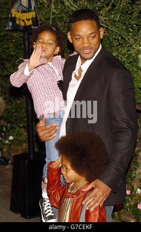 Actor Will Smith with his children arrive for the premiere of his latest film Shark Tale held at the Delacorte Theatre in Central Park, New York City, USA. Stock Photo