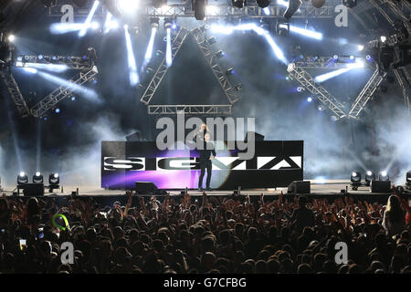 Sigma performs on stage at the MTV Crashes Derry-Londonderry concert at Ebrington Square in Londonderry. Stock Photo