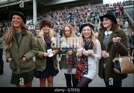 Horse Racing - The Showcase - Day Two - Cheltenham Racecourse. Racegoers enjoy the atmosphere Stock Photo