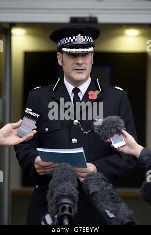 Surrey Police Assistant Chief Constable Stuart Cundy makes a statement outside Guildford Police Station, after John Lowe was convicted of the murders of Christine and Lucy Lee. Stock Photo