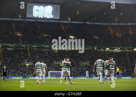 Soccer - SPFL Premiership - Celtic v Dundee - Celtic Park Stock Photo