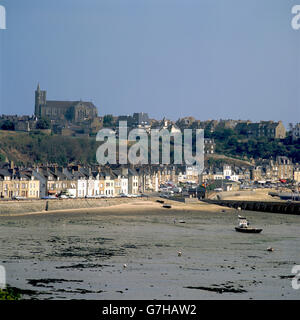 Cancale at low tide, Ille-et-Vilaine, Bretagne, Brittany, France, Europe Stock Photo