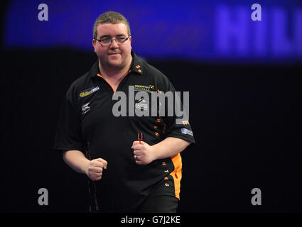 Darts - 2014 William Hill World Darts Championship - Day Twelve - Alexandra Palace Stock Photo