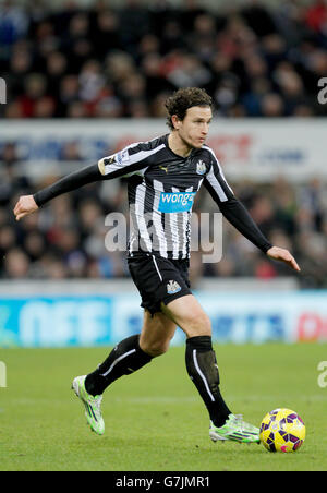 Soccer - Barclays Premier League - Newcastle United v Everton - St James' Park. Newcastle United's Daryl Janmaat Stock Photo