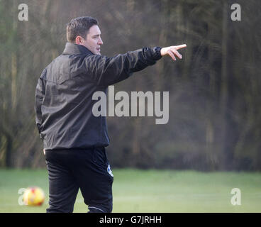 Soccer - Oldham Athletic Players at Chapel Road Training Ground. Oldham manager Lee Johnson at Chapel Road Training Ground, Oldham. Stock Photo