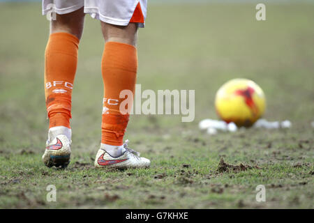 Detail of a Blackpool player waiting to take a free-kick Stock Photo