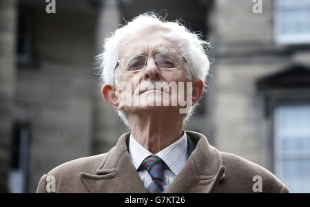 Dr Jim Swire leaves the High Court of Justiciary in Edinburgh.. Stock Photo